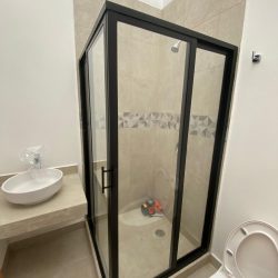 canceles-de-bano-aluminios-crsitales-cancun (17)